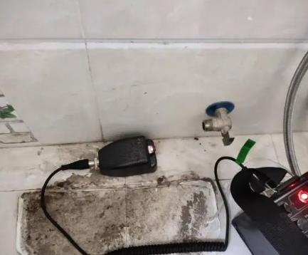 百色市屋顶漏水维修公司分享下卫生间漏水的危害及解决方法